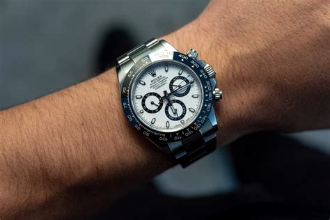 daytona rolex rimane indietro orario|how to use rolex daytona.